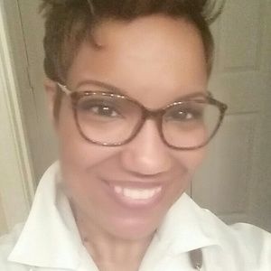 Meet your Posher, Paulette