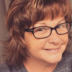 Meet your Posher, Lori