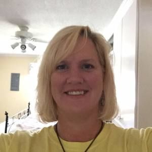 Meet your Posher, Leslie