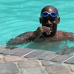 Meet your Posher, Kenneth