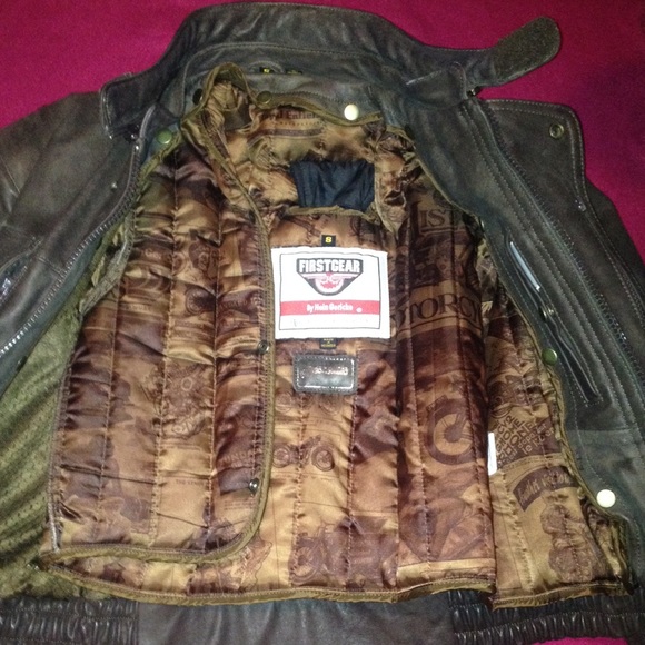 Coat - Picture 2 of 3