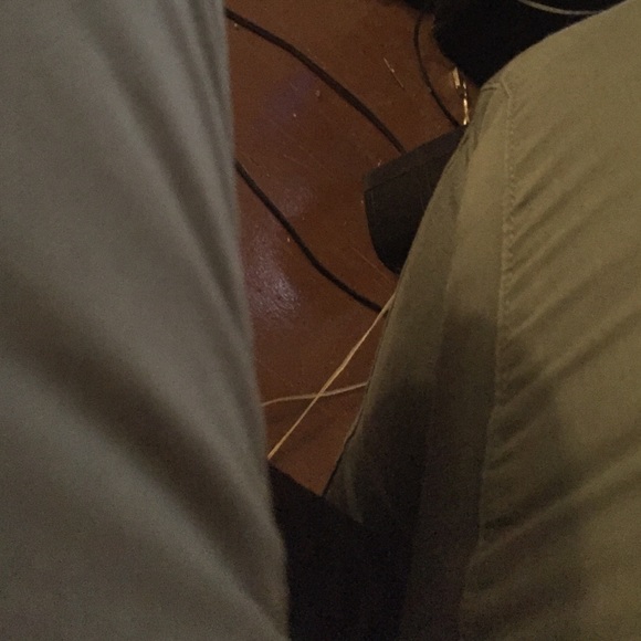 Meet your Posher, Dominique