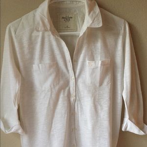 A&F long sleeve button up tee