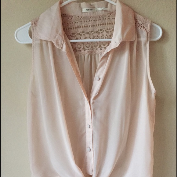 Poetry Lace tee