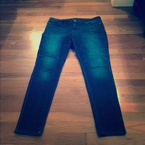 Jennifer Lopez skinny jeans