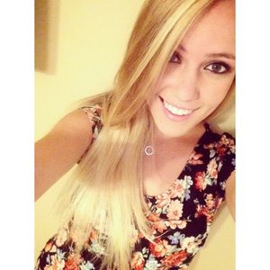 Meet your Posher, Kelly