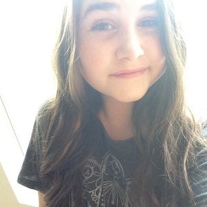 Meet your Posher, Gabriella