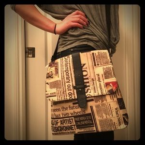 News print messenger bag