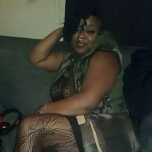 Meet your Posher, Diondra