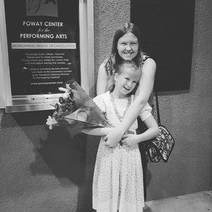 Meet your Posher, Casmira