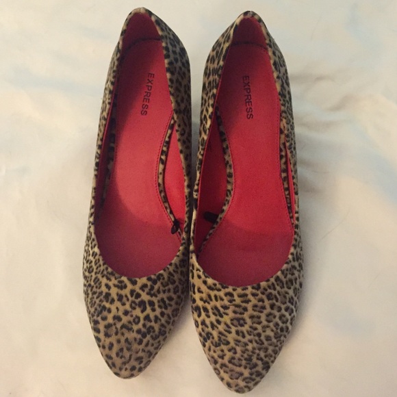 Express Wedges | NWT - Picture 3 of 3