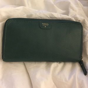 Emerald fossil wallet. Like new!