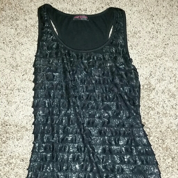 Tank top - Picture 2 of 3