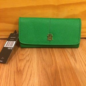 Tommy Hilfiger Green Saffiano Leather Wallet