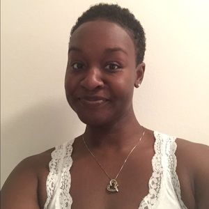 Meet your Posher, Davina