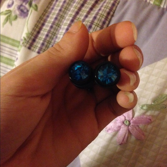 ⚫️🔴SOLD🔴⚫️ - Picture 2 of 3