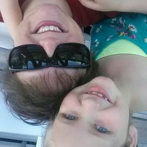 Meet your Posher, Kylee