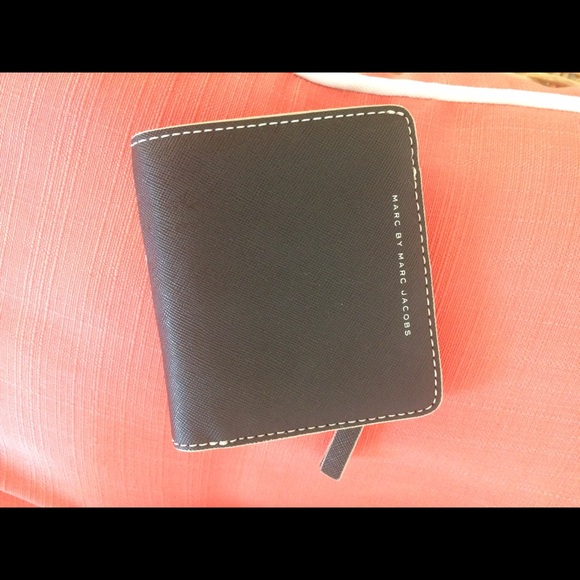 Marc Jacobs wallet