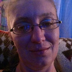 Meet your Posher, Kendra