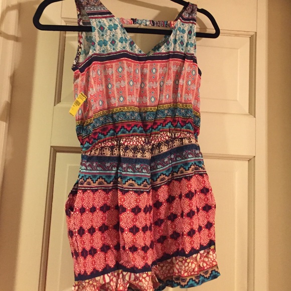 Romper - Picture 2 of 2