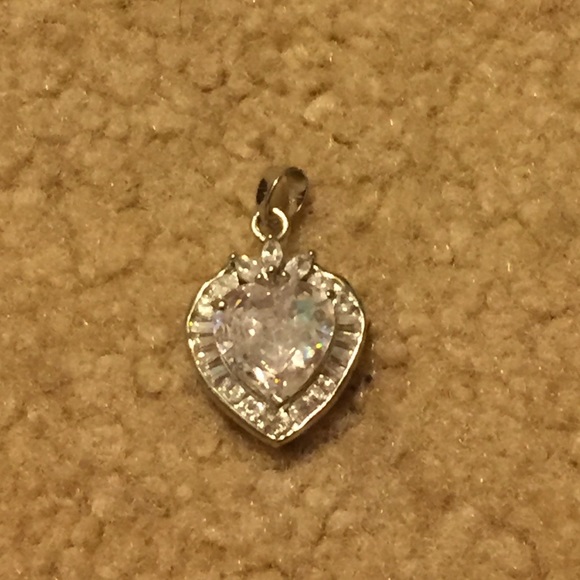 Silver heart pendant