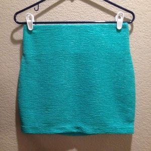 Bcbg generation textured mini skirt size small