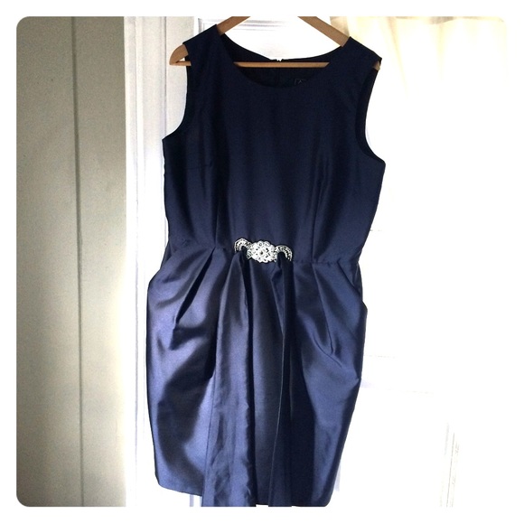 Alex Evening navy blue cocktail dress