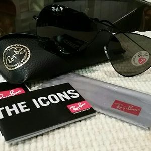 Brand New Ray Ban RB3025 Aviator