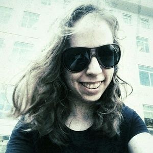 Meet your Posher, Melena