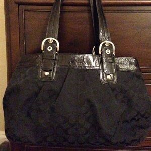 Large coach purse / authentic