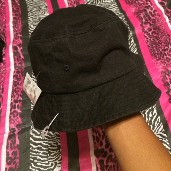 Bucket Hat - Picture 2 of 3