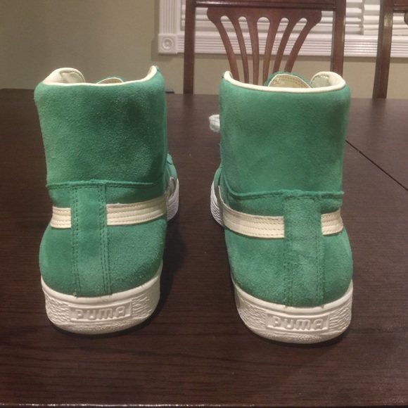 Puma - Picture 2 of 4