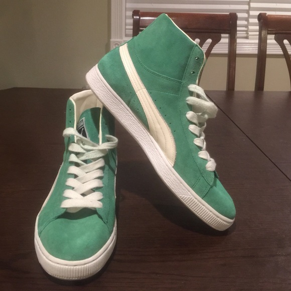 Puma - Picture 3 of 4