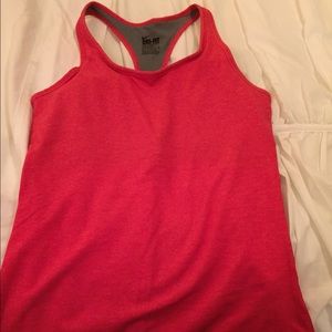 New medium Nike tank