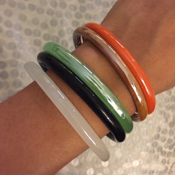Glass Bracelets. - Picture 3 of 3