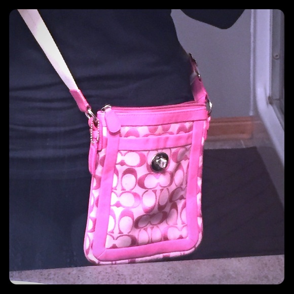 💖AUTHENTIC Coach Cross Body Bag💖