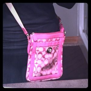 💖AUTHENTIC Coach Cross Body Bag💖