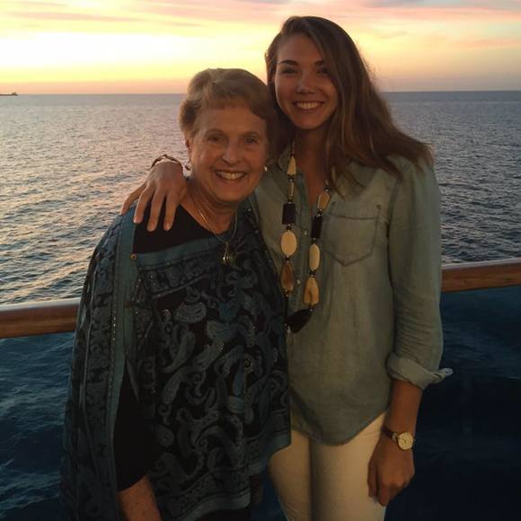 Meet your Posher, Ally