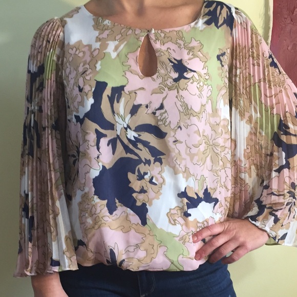 Anthropologie Tops - 🍧Amazing One of a kind Top by Rose and Olive🍧🍧