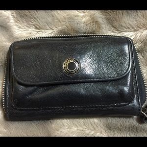 Coach Zip Around Wallet Dark Navy/Black