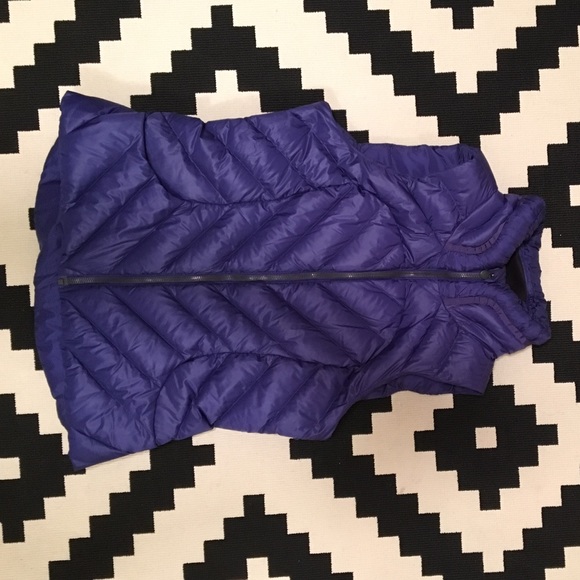 Lululemon fluffed up (down) vest ... Hardly worn
