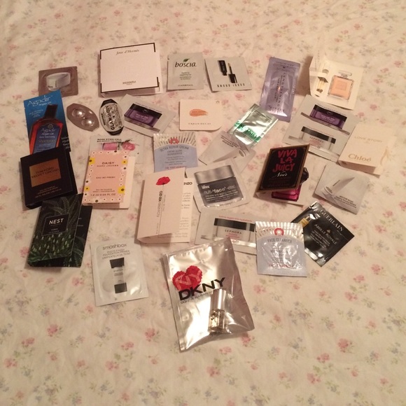 Lot of makeup samples! NEW