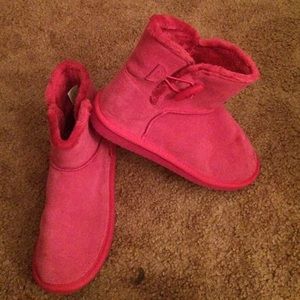 Hot pink mini boots
