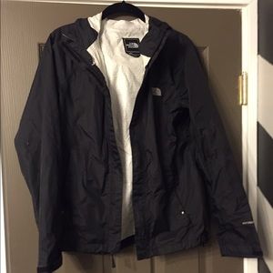 Womens Small North Face Venture Jacket Used