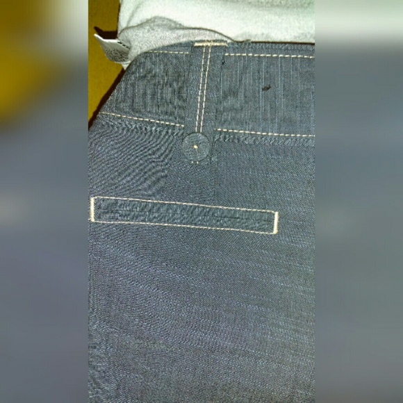 🌸NWOT Casual Capri pants - Picture 3 of 3