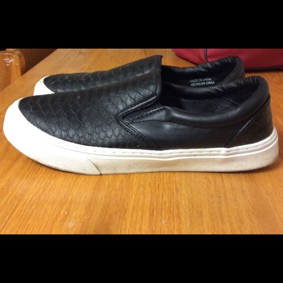 Black Printed Slip ons