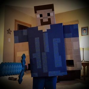 Meet your Posher, Carmen