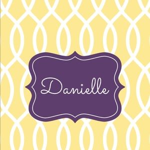 Meet your Posher, Danielle
