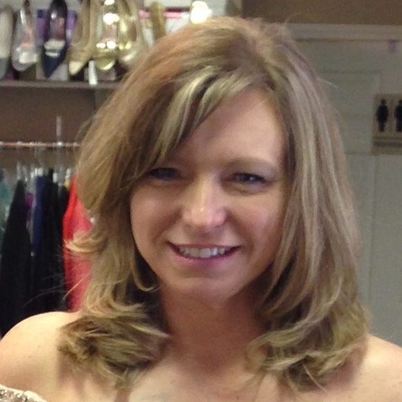 Meet your Posher, Traci