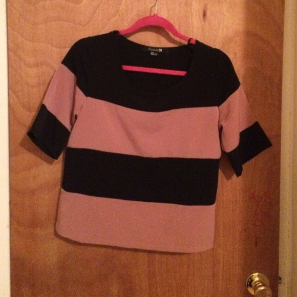 Forever 21 blouse - Picture 2 of 2